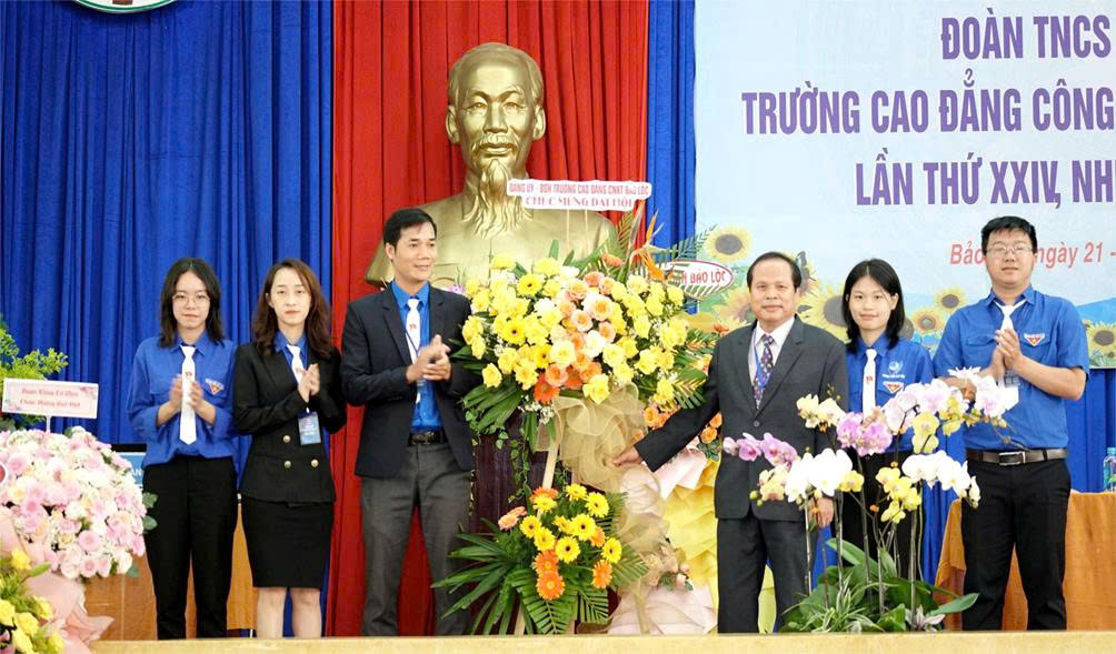 Đoàn Trường